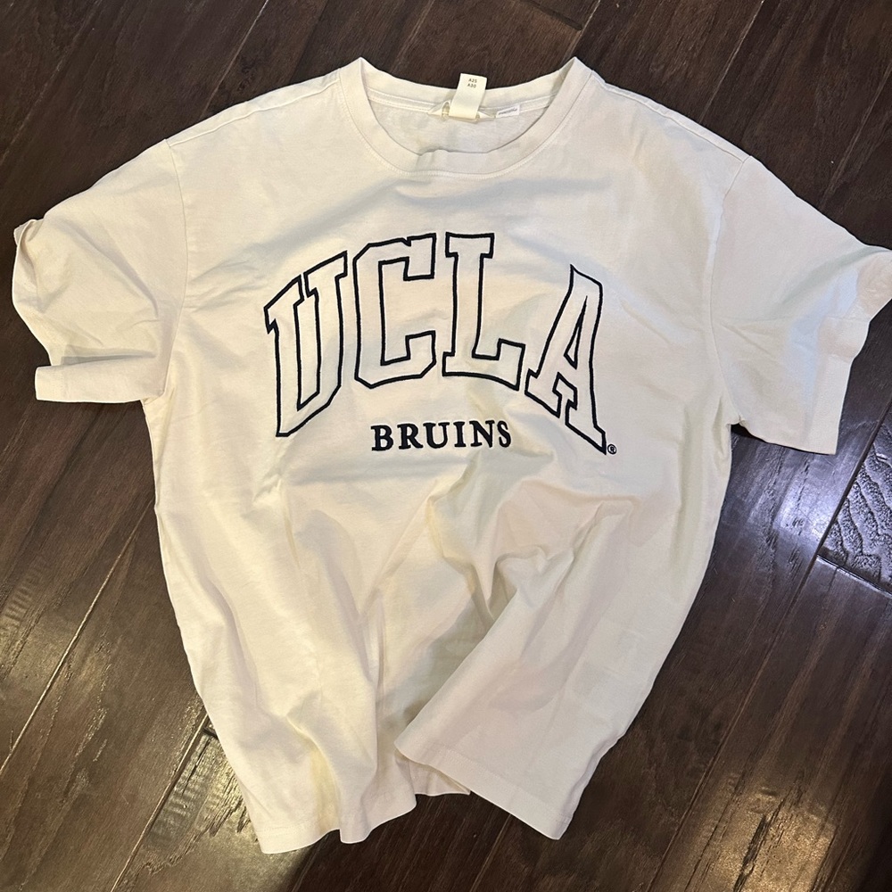 H&M T-shirt Size M